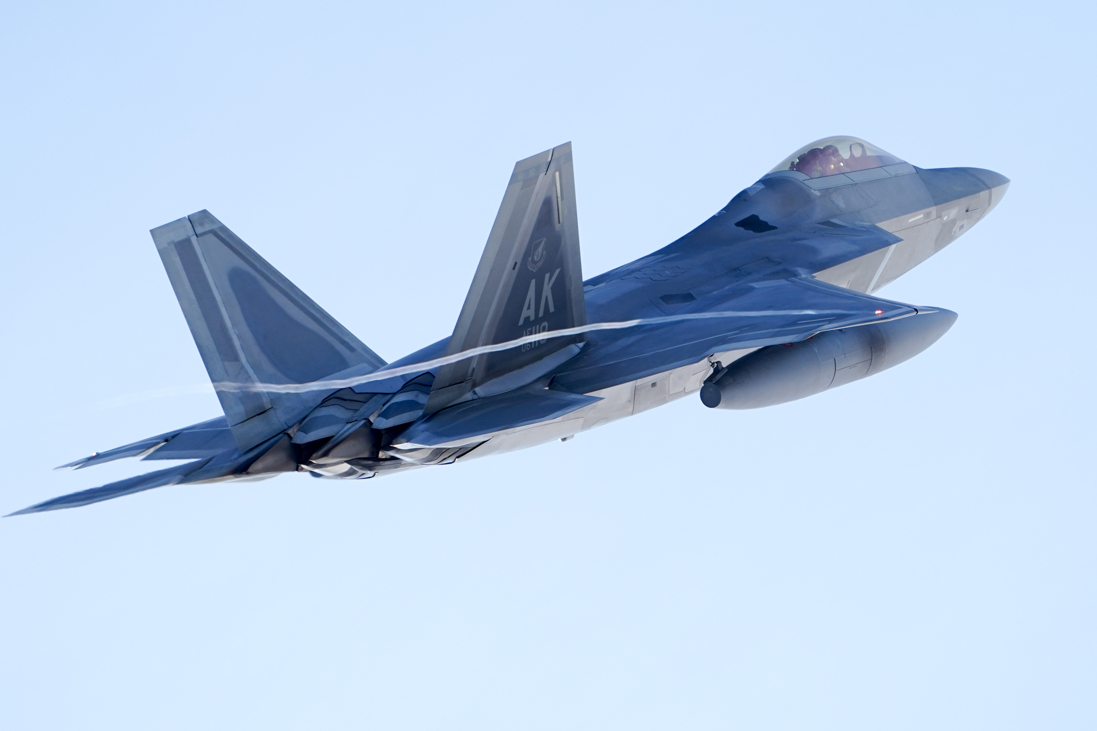 dor　BRIEFING JET TALL MW Vision For Future Manned-Unmanned Air Combat Laid Out By